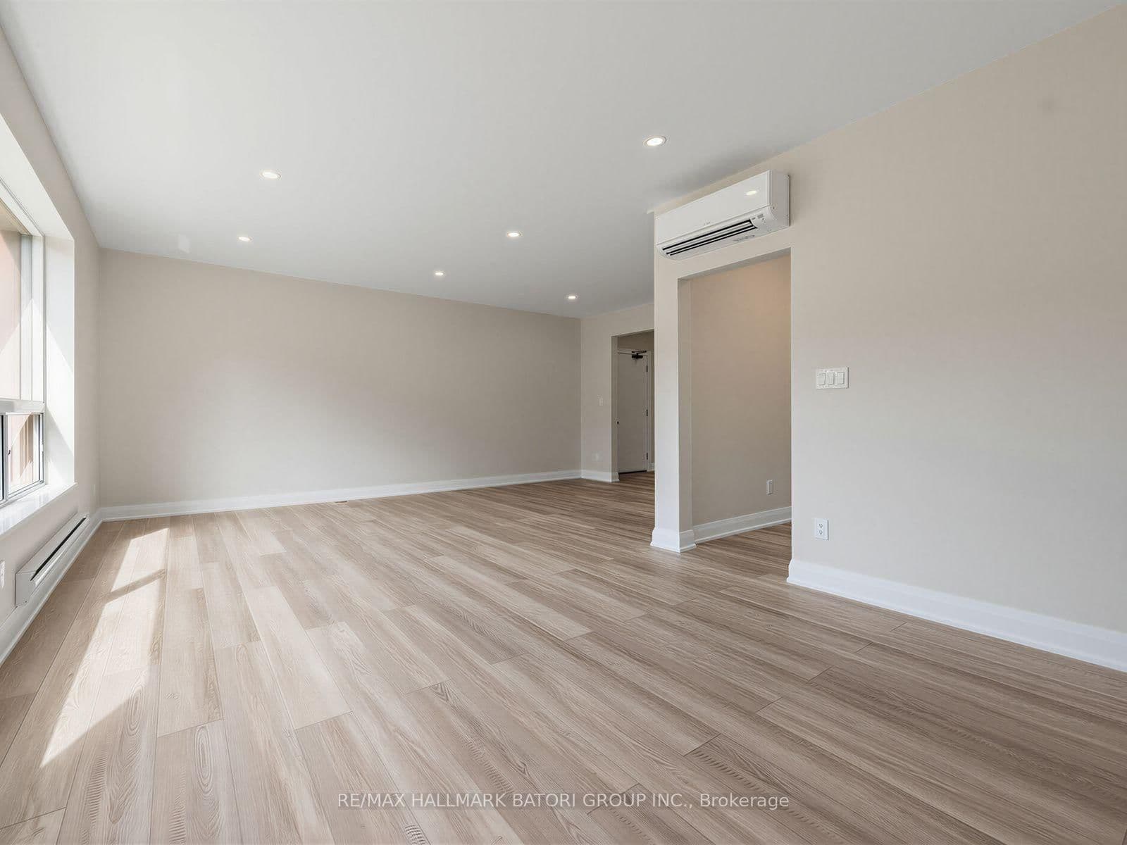 6 Croydon Road, Unit 2 thumbnail 9