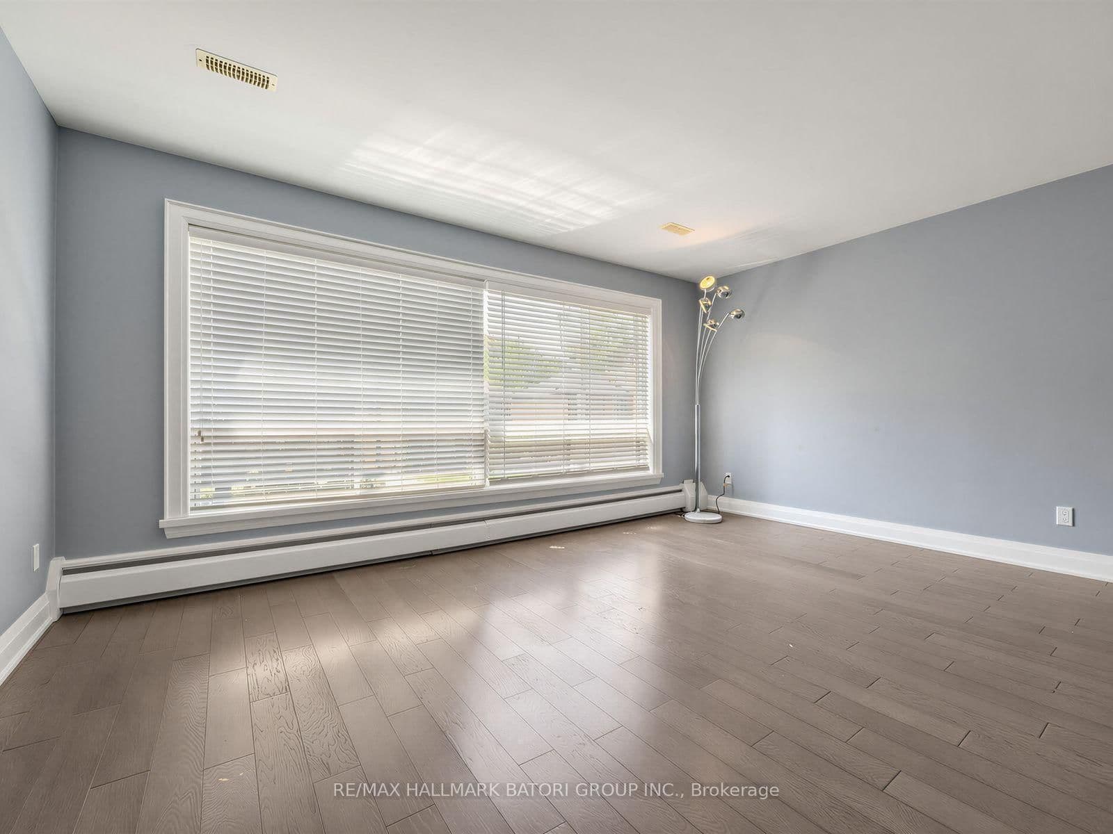 4 Croydon Road, Unit 3 thumbnail 3