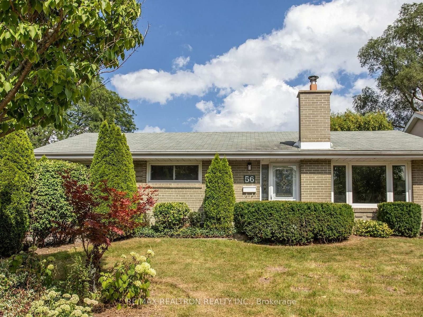 56 Ternhill Crescent thumbnail 2