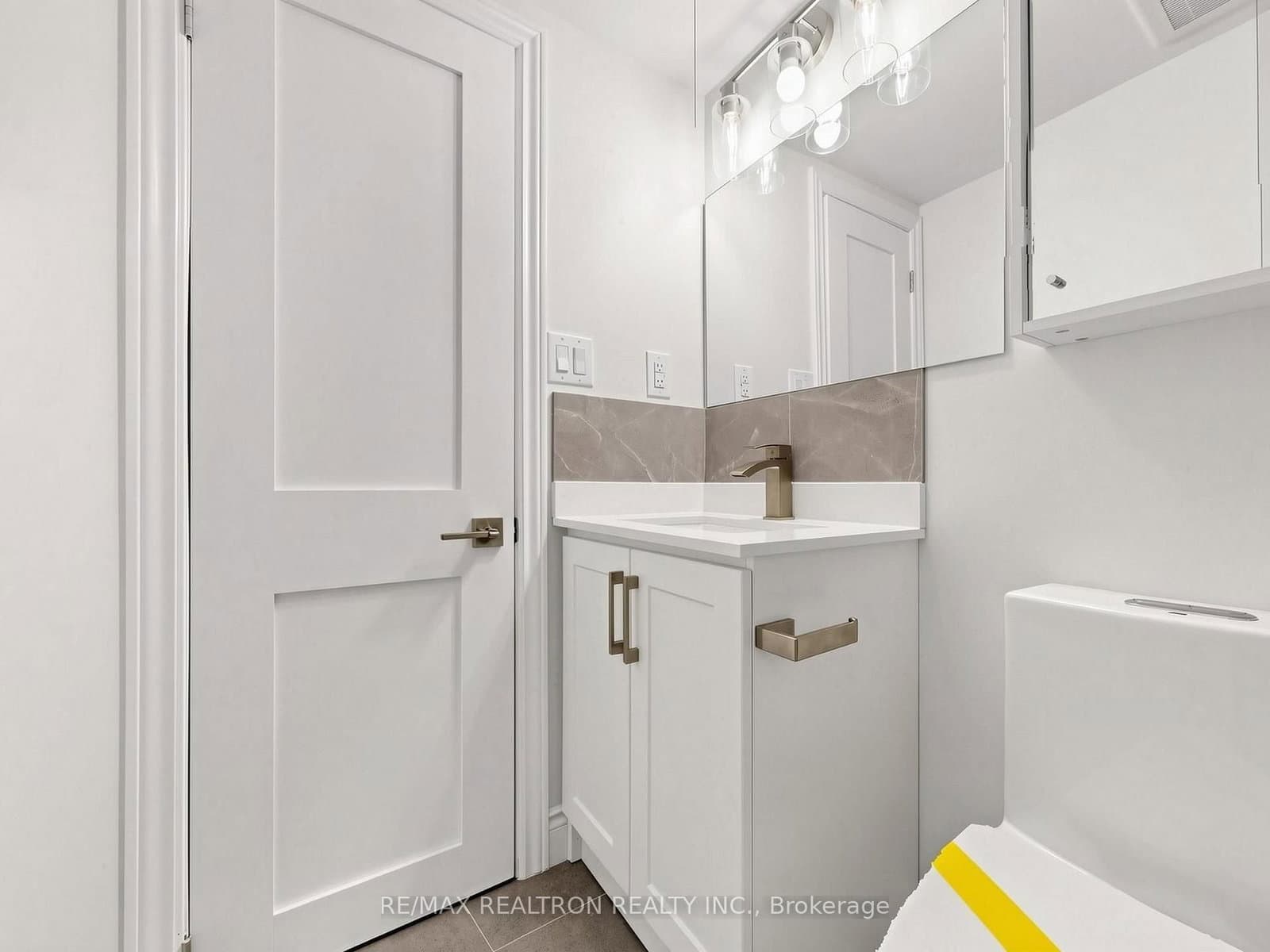56 Ternhill Crescent thumbnail 40