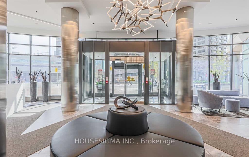 12 Yonge Street, Unit 1609 thumbnail 17