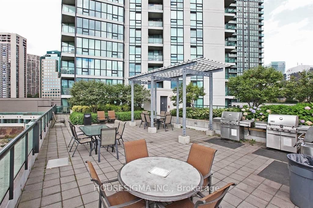 12 Yonge Street, Unit 1609 thumbnail 24