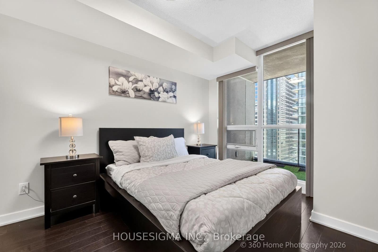 12 Yonge Street, Unit 1609 thumbnail 9