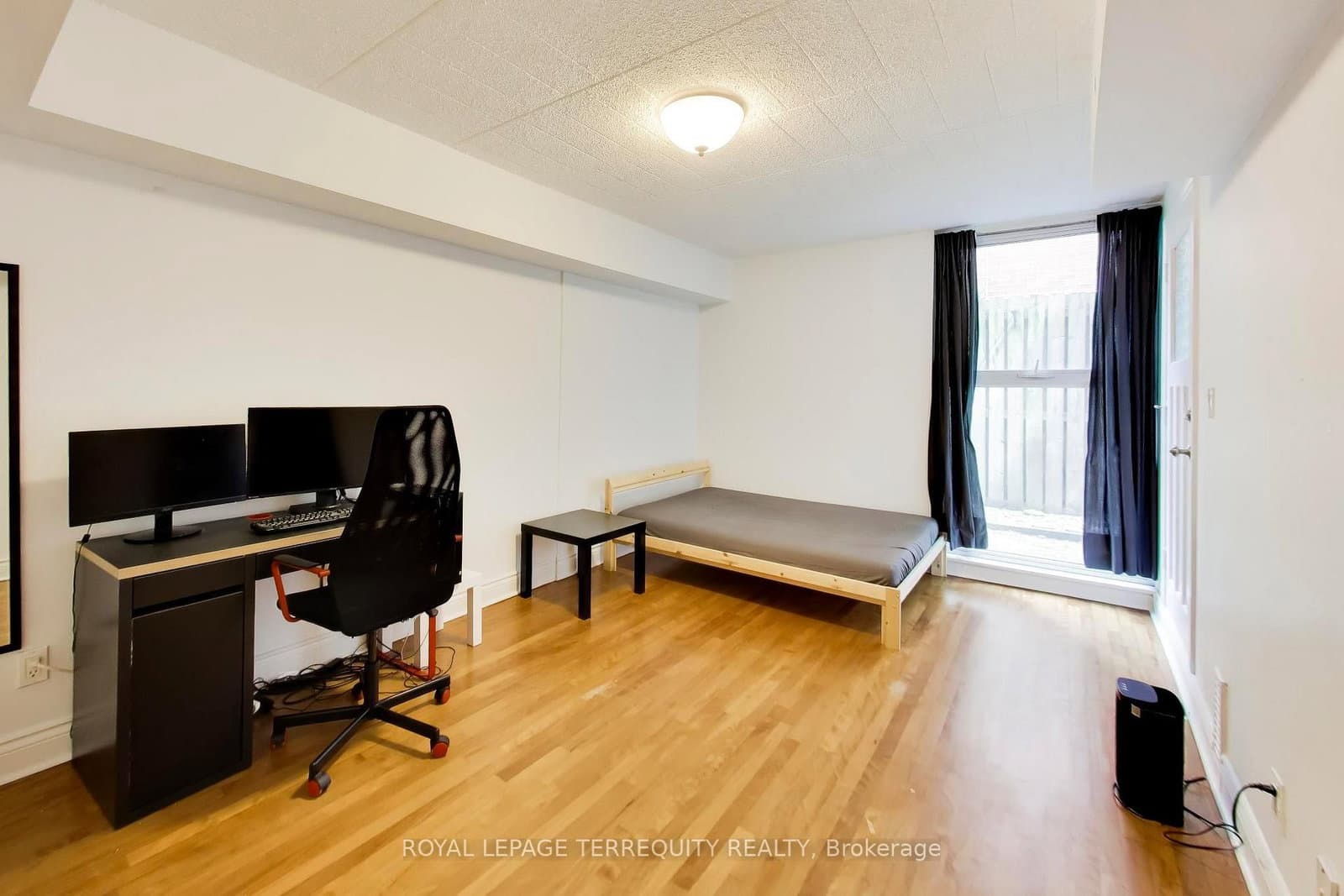 17 Pembroke Street, Unit 15 thumbnail 16