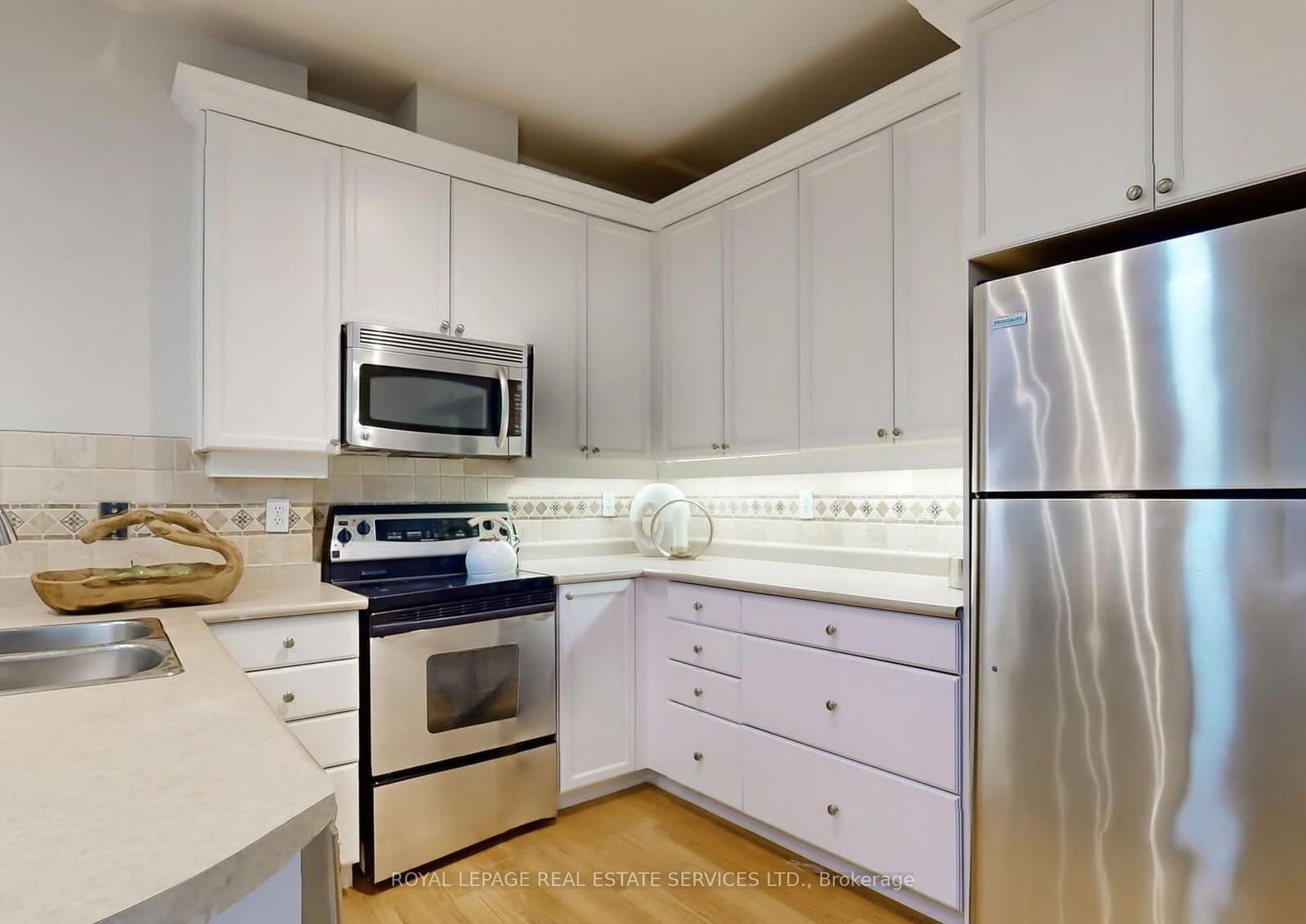 980 Yonge Street, Unit 604 thumbnail 8