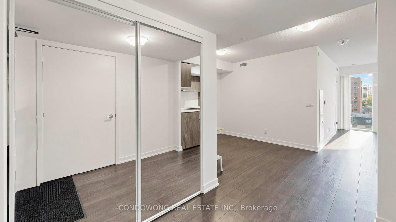 60 Shuter Street, Unit 616 thumbnail 12