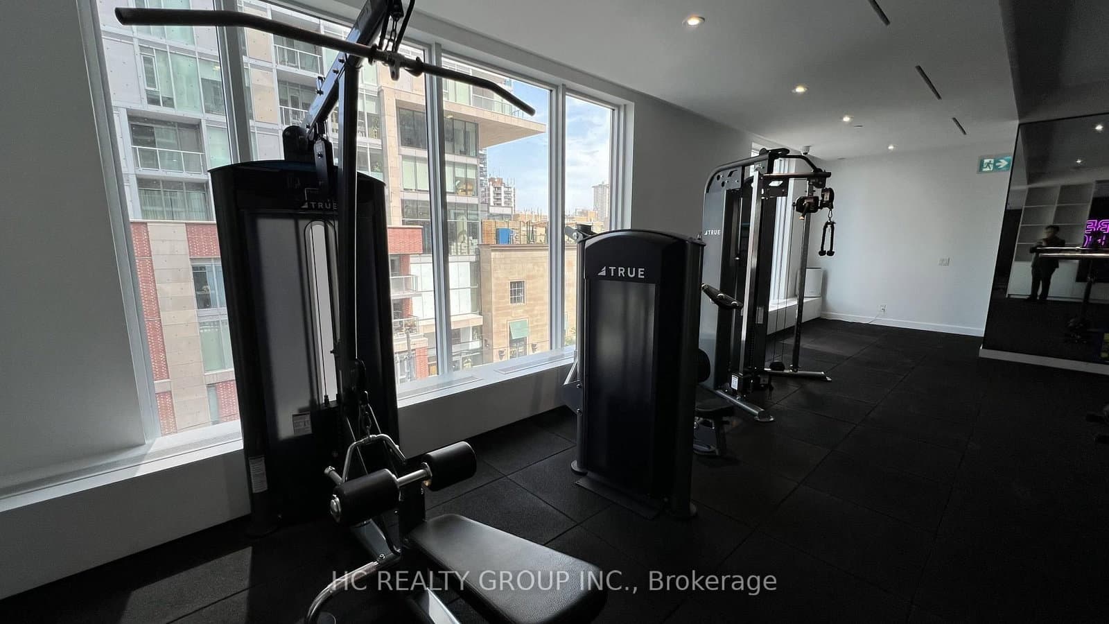 33 Helendale Avenue, Unit 2503 thumbnail 12