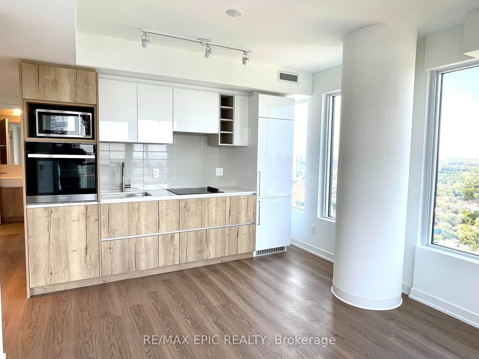 319 Jarvis Street, Unit 4015 thumbnail 5