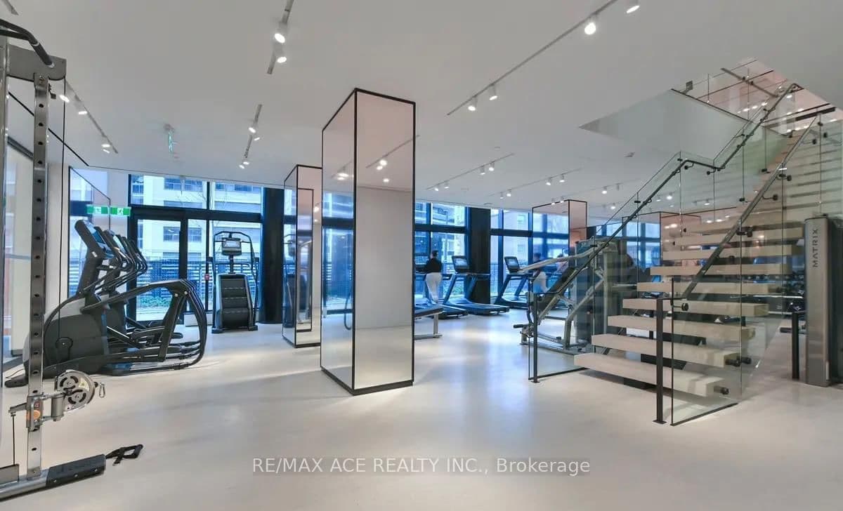 110 Broadway Avenue, Unit 2213 thumbnail 13