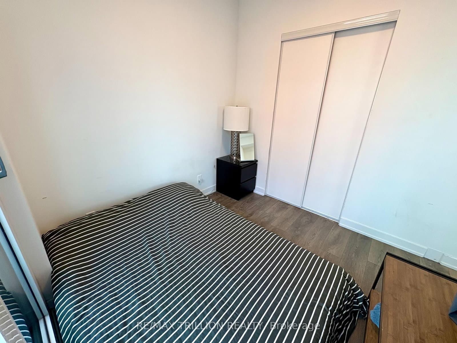 108 Peter Street, Unit 1016 thumbnail 11