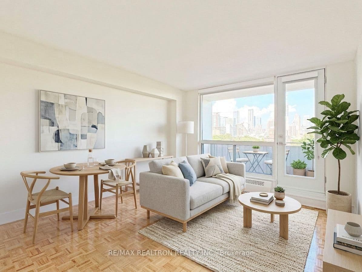 666 Spadina Avenue, Unit 1106 - Image 1