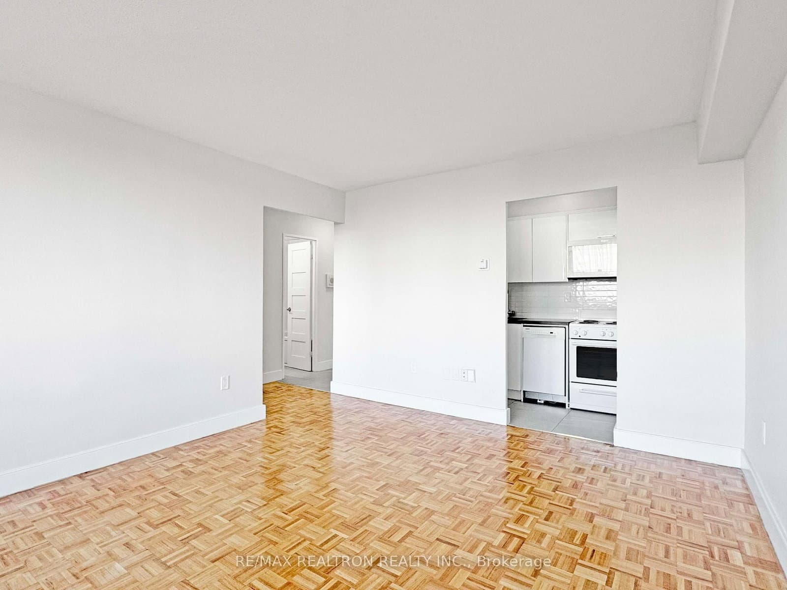 666 Spadina Avenue, Unit 1106 thumbnail 4