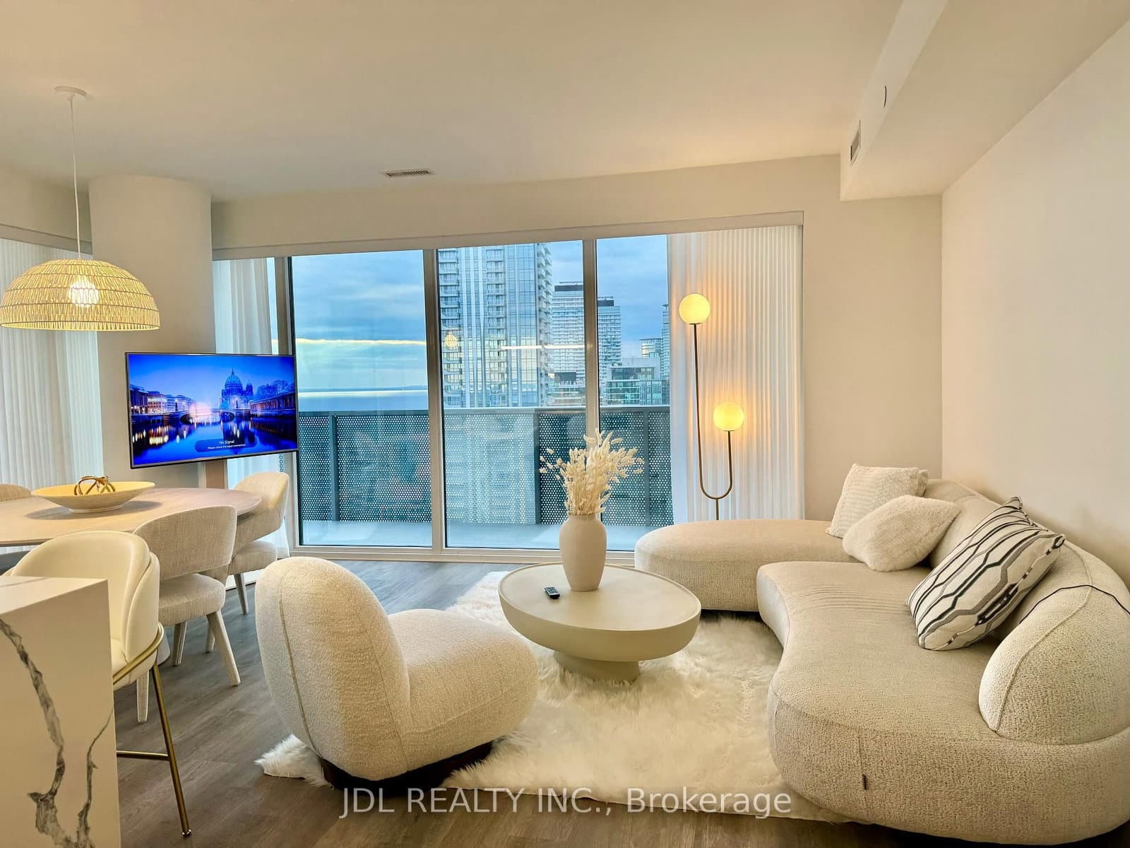 55 cooper Street, Unit 5811 thumbnail 10