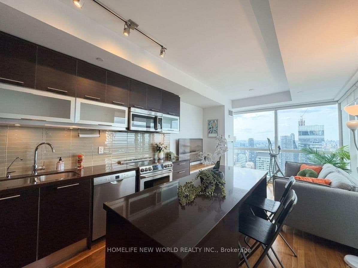388 Yonge Street, Unit 6101 thumbnail 15
