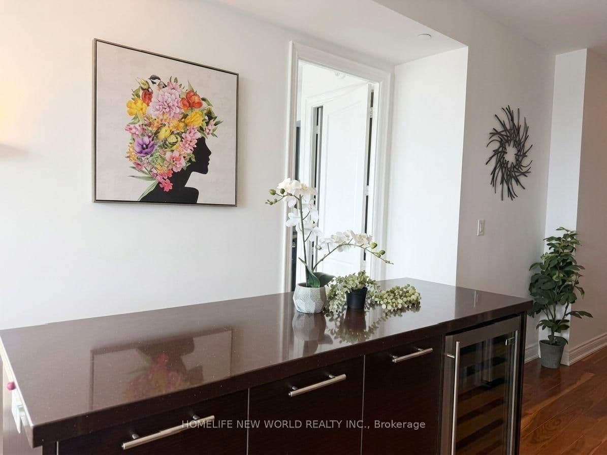 388 Yonge Street, Unit 6101 thumbnail 20