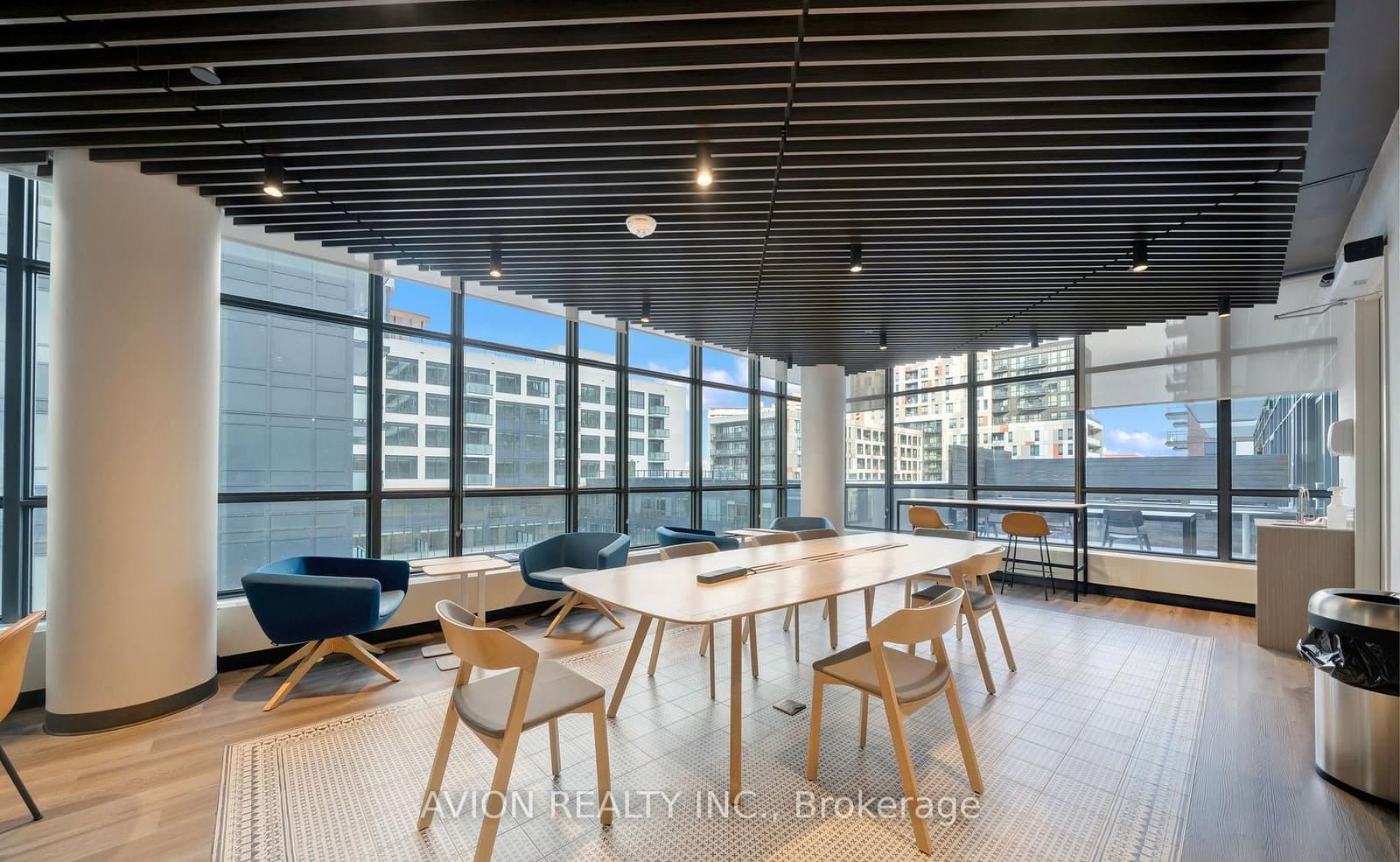 225 Sumach Street, Unit 2807 thumbnail 15