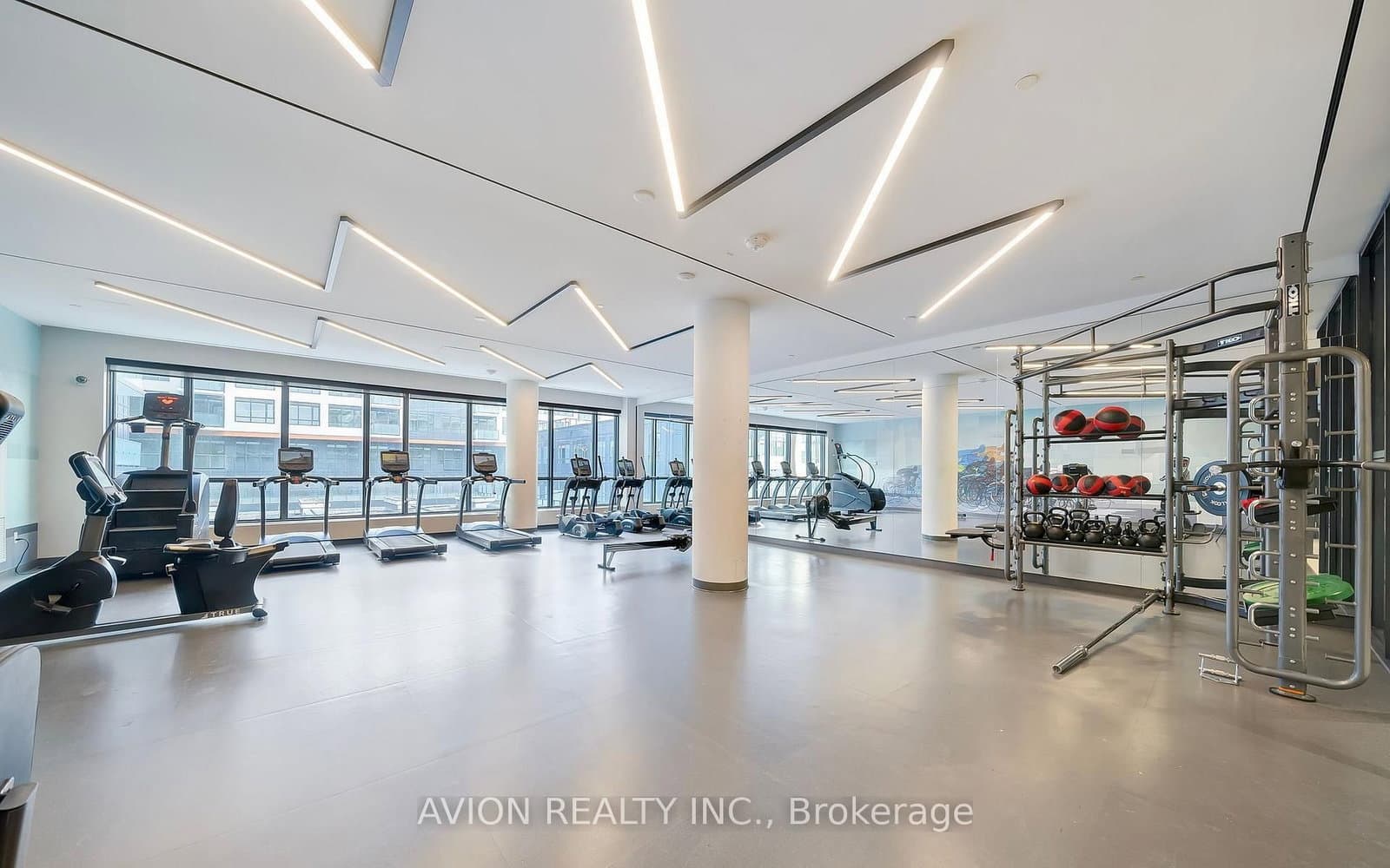 225 Sumach Street, Unit 2807 thumbnail 16