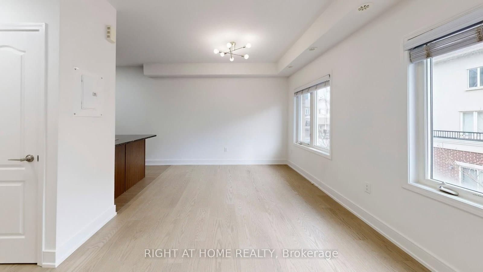 19 Coneflower Crescent, Unit 258 thumbnail 18