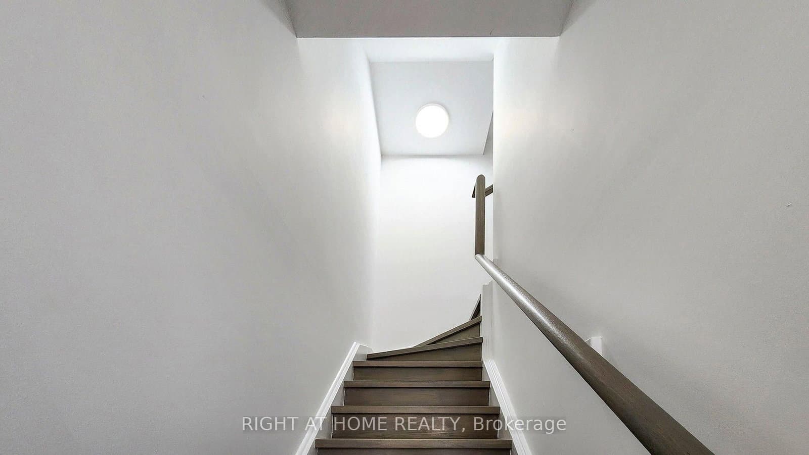 19 Coneflower Crescent, Unit 258 thumbnail 22
