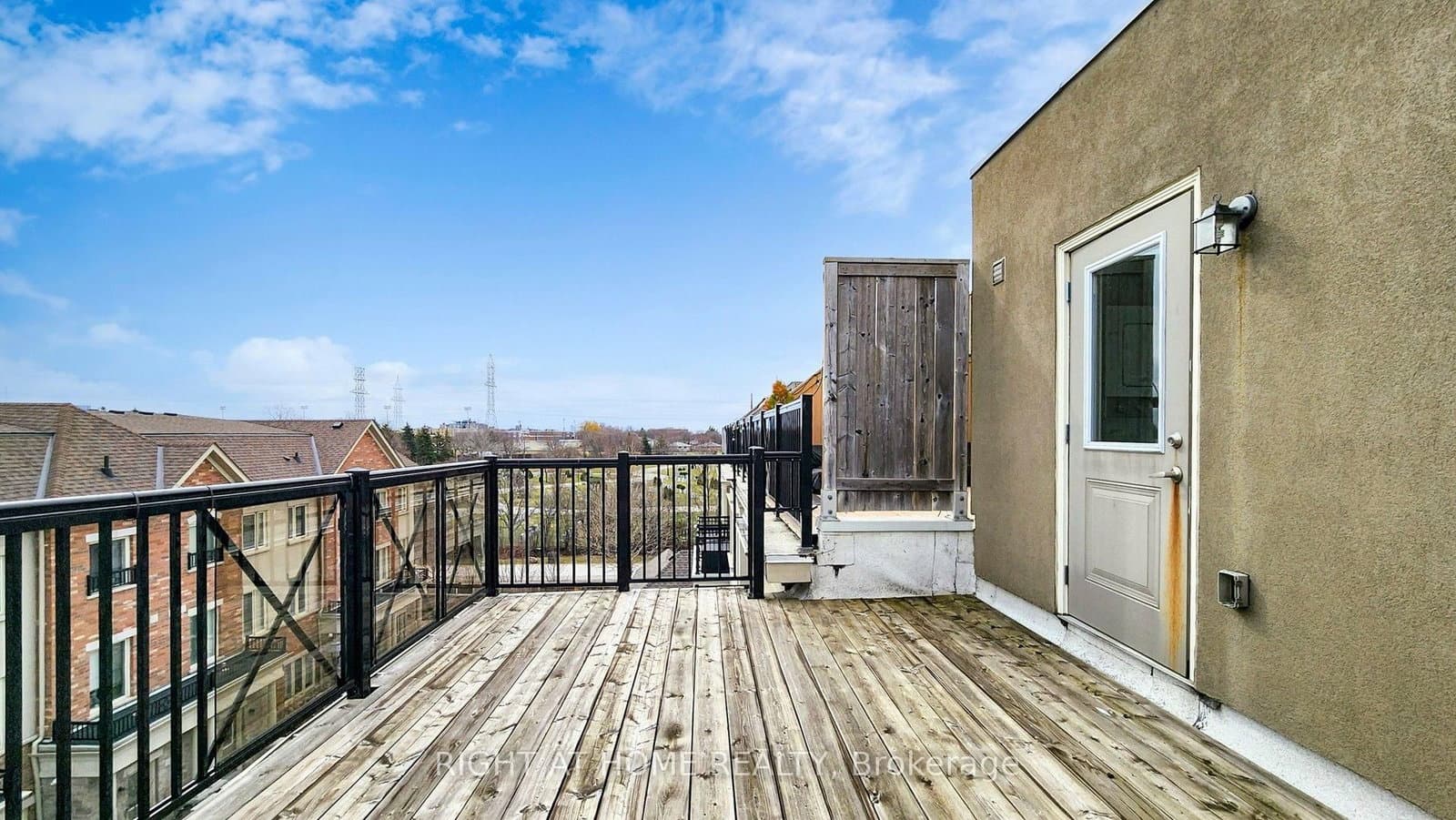 19 Coneflower Crescent, Unit 258 thumbnail 40