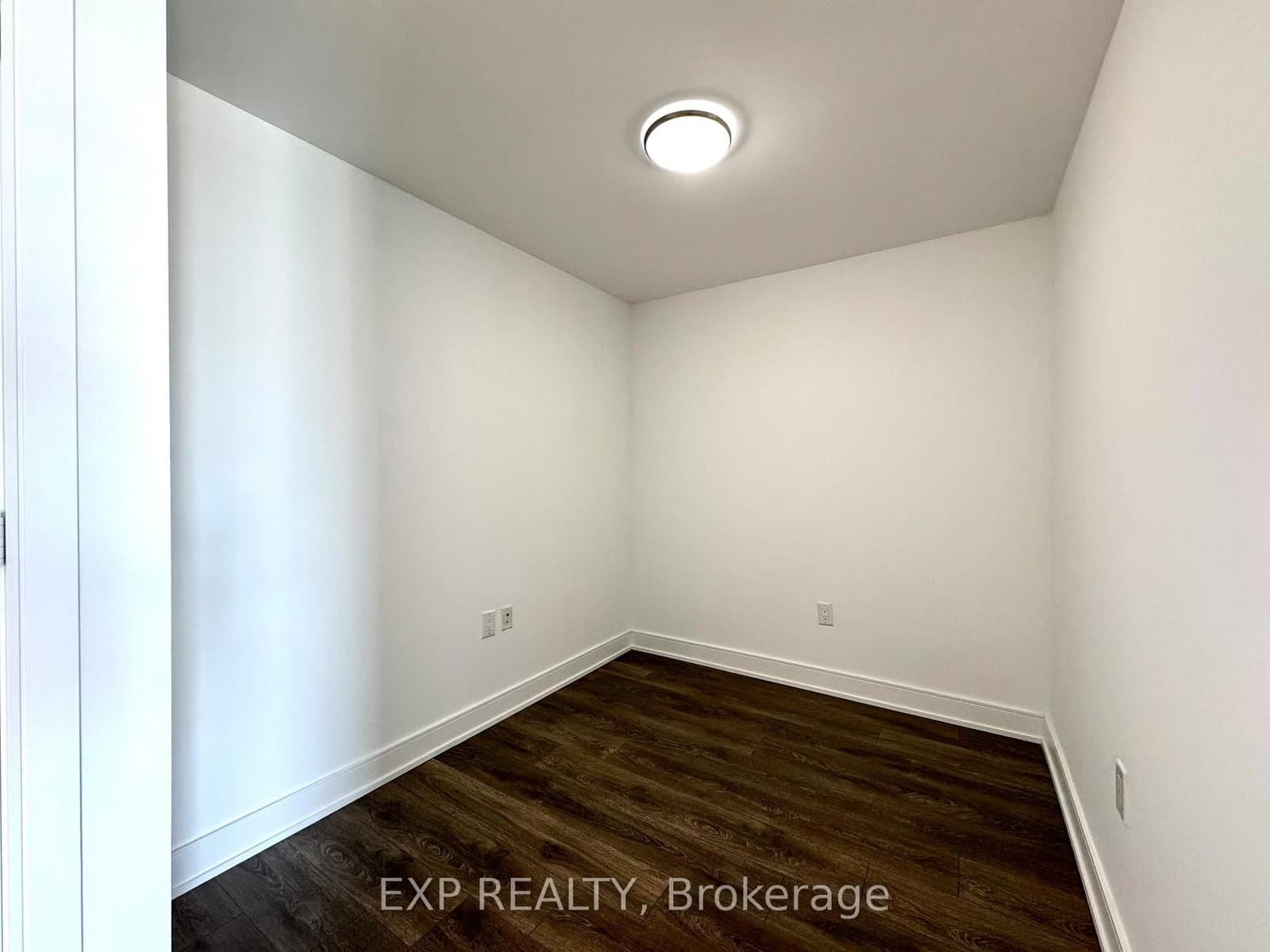 89 McGill Street, Unit 2704 thumbnail 7
