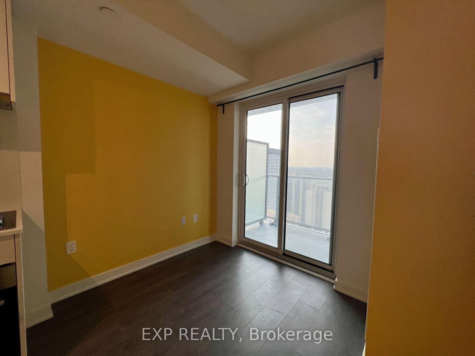 195 Redpath Avenue, Unit 3213 thumbnail 6