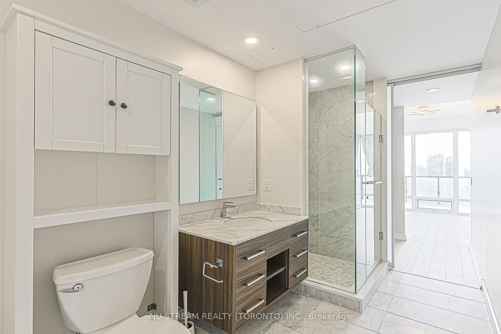 488 University Avenue, Unit 4608 thumbnail 38