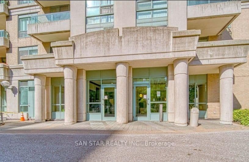 1 Pemberton Avenue, Unit 2706 thumbnail 4