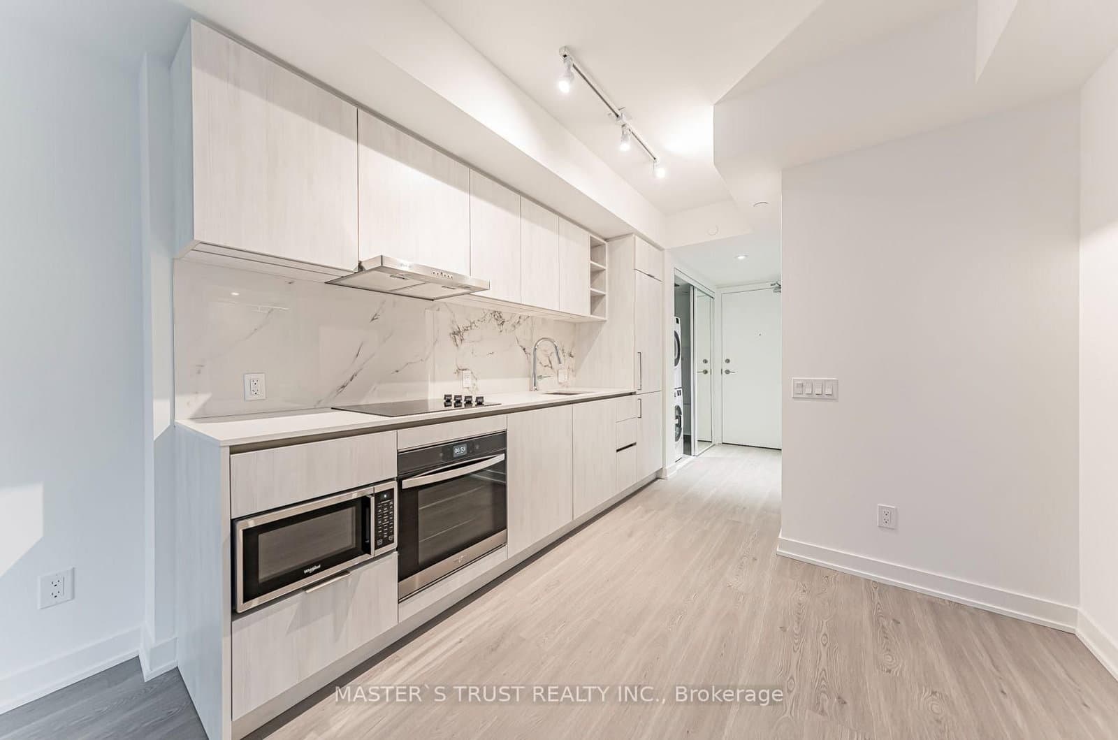 8 Wellesley Street W, Unit 701 thumbnail 7