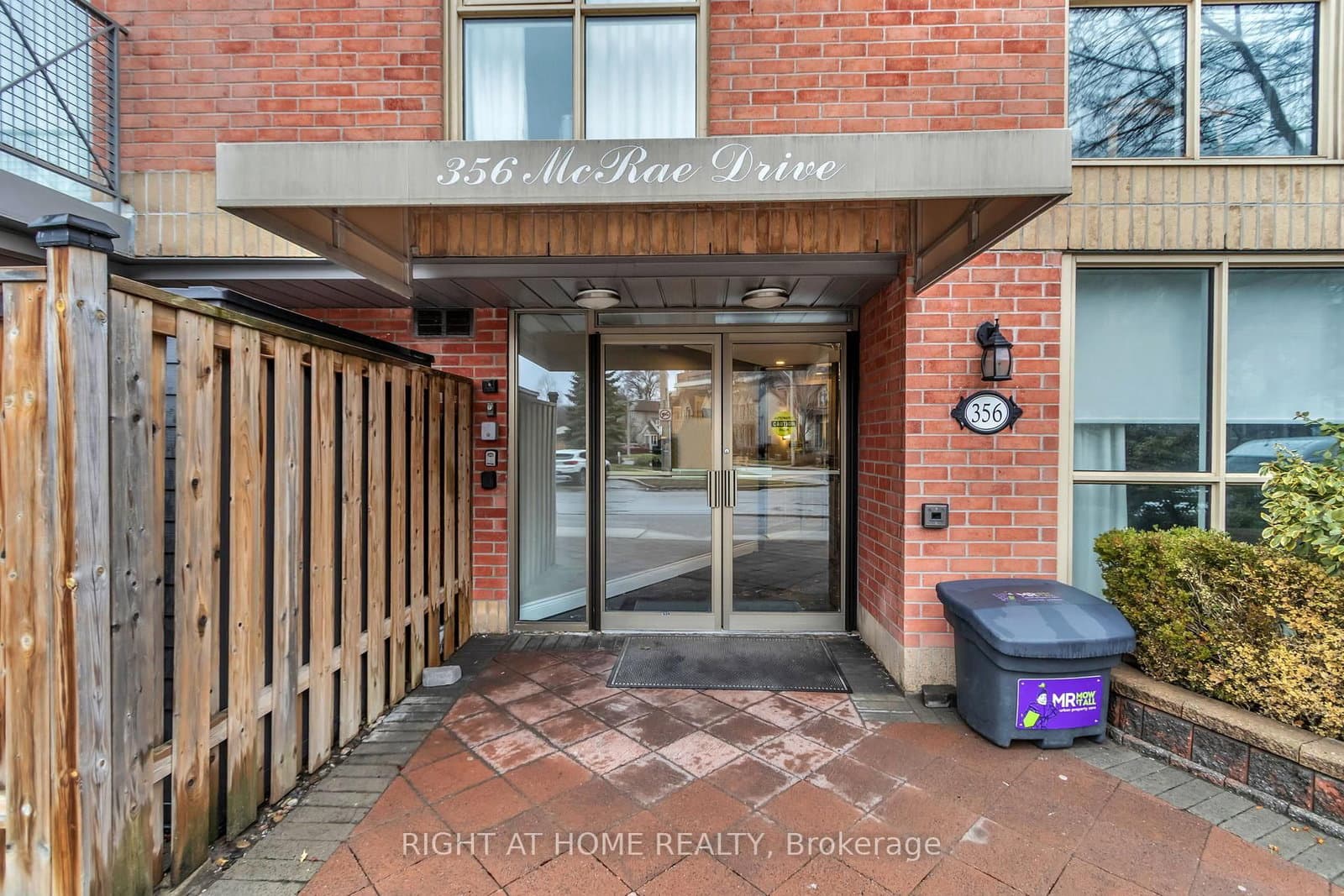 356 Mcrae Drive, Unit 406 thumbnail 21