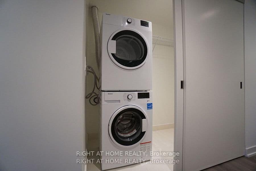 20 Richardson Street, Unit 3210 thumbnail 16