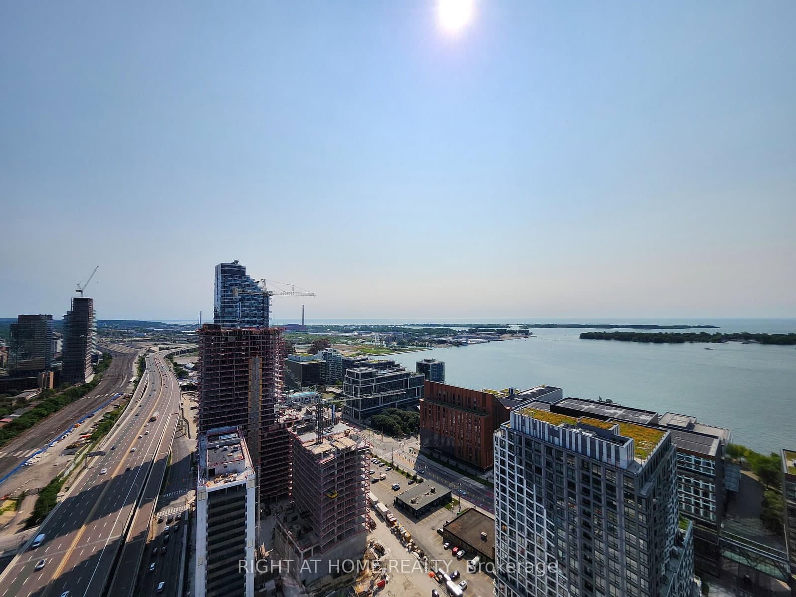 20 Richardson Street, Unit 3210 thumbnail 2
