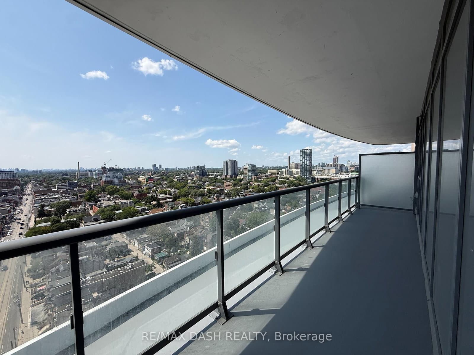 280 Dundas Street W, Unit 1810 thumbnail 27