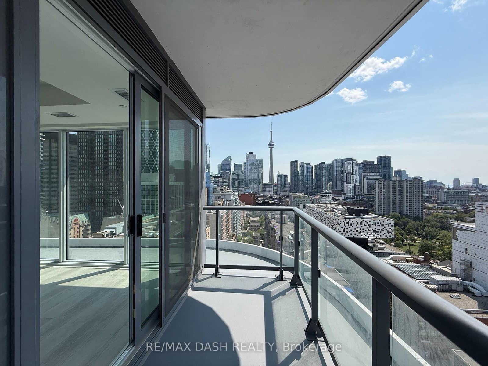 280 Dundas Street W, Unit 1810 thumbnail 29