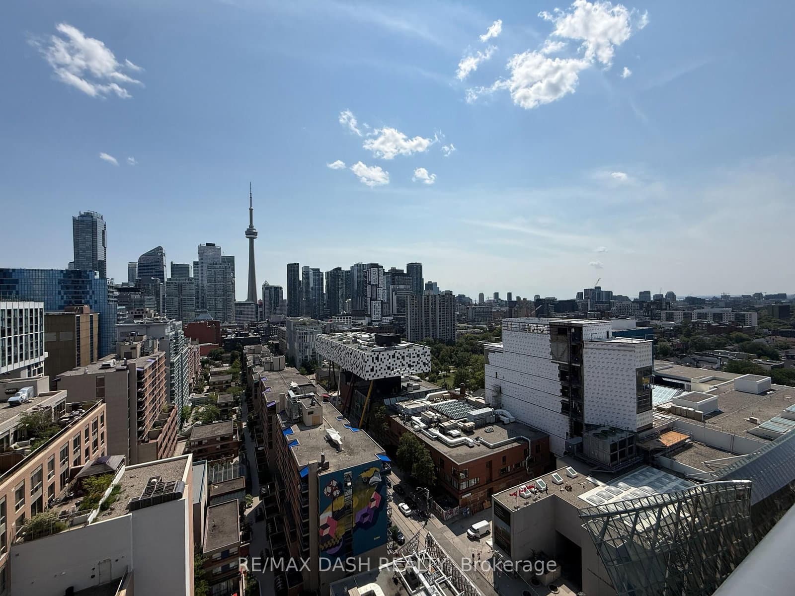 280 Dundas Street W, Unit 1810 thumbnail 30