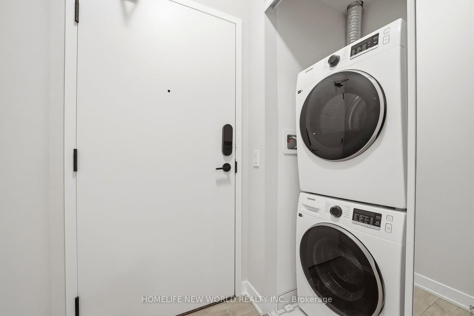 100 Dalhousie Street, Unit 2210 thumbnail 23