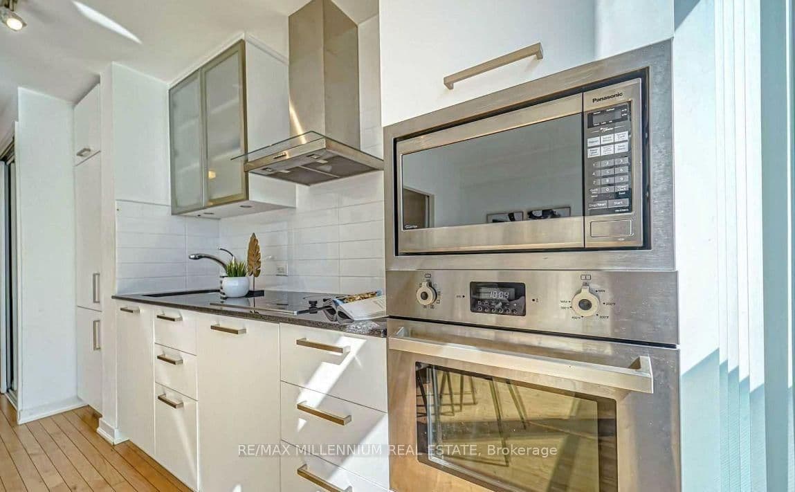 14 York Street, Unit 3612 - Image 1