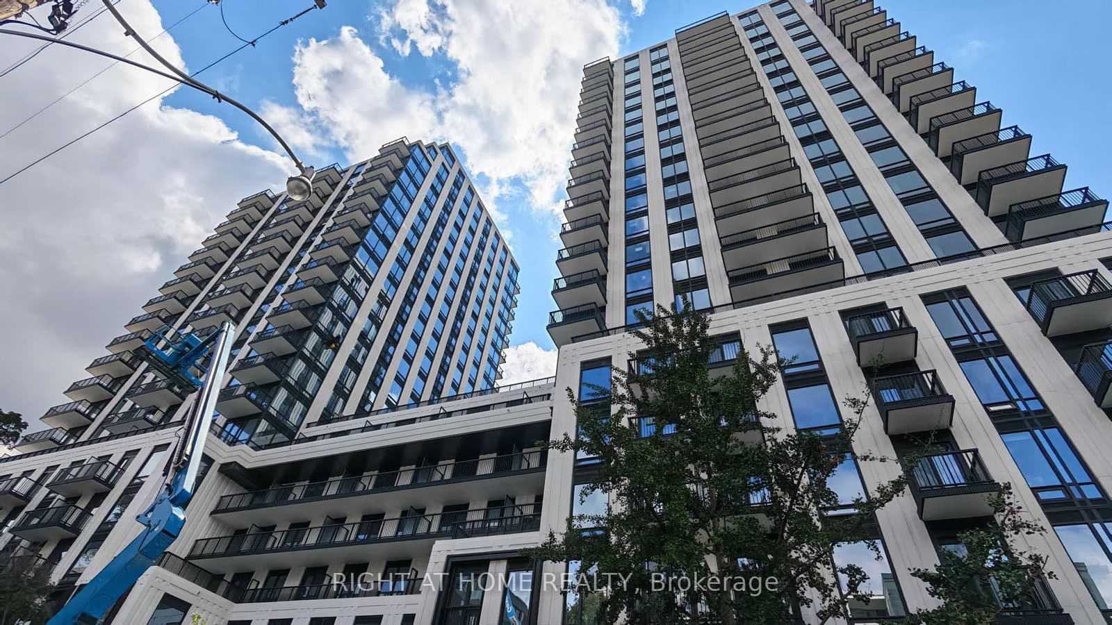 89 Montclair Avenue, Unit 1719 - Image 1