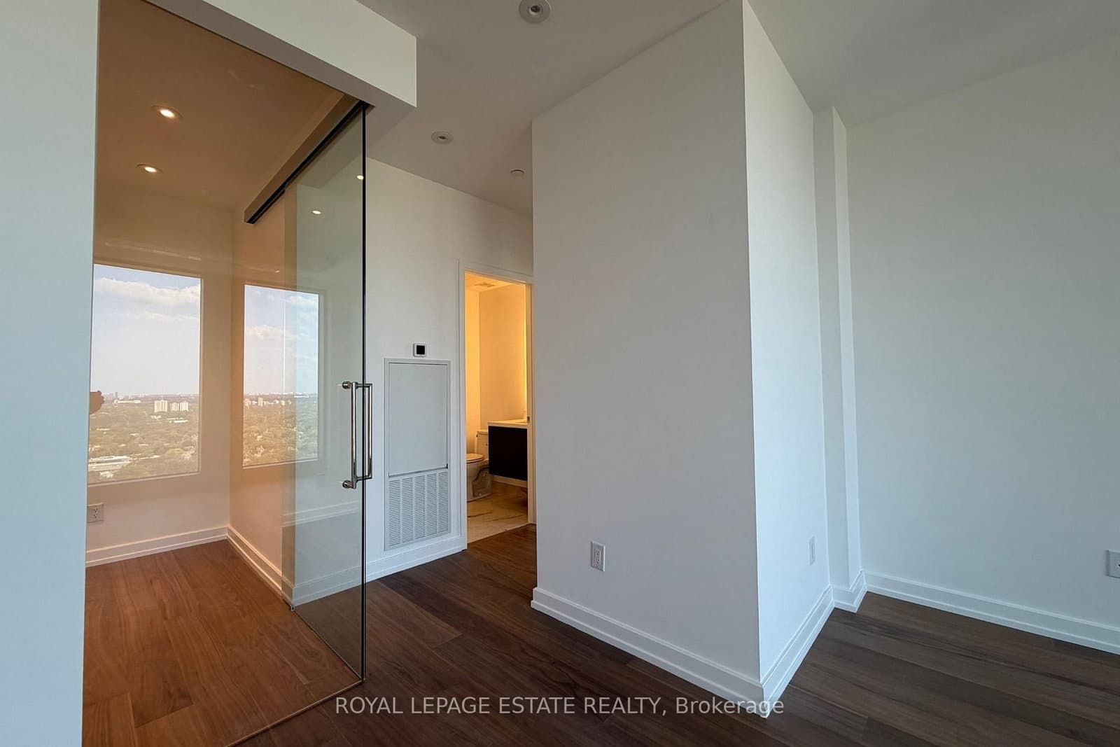 1315 Bay Street, Unit 3101 thumbnail 10