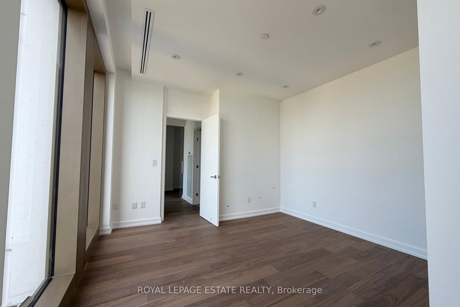 1315 Bay Street, Unit 3101 thumbnail 22