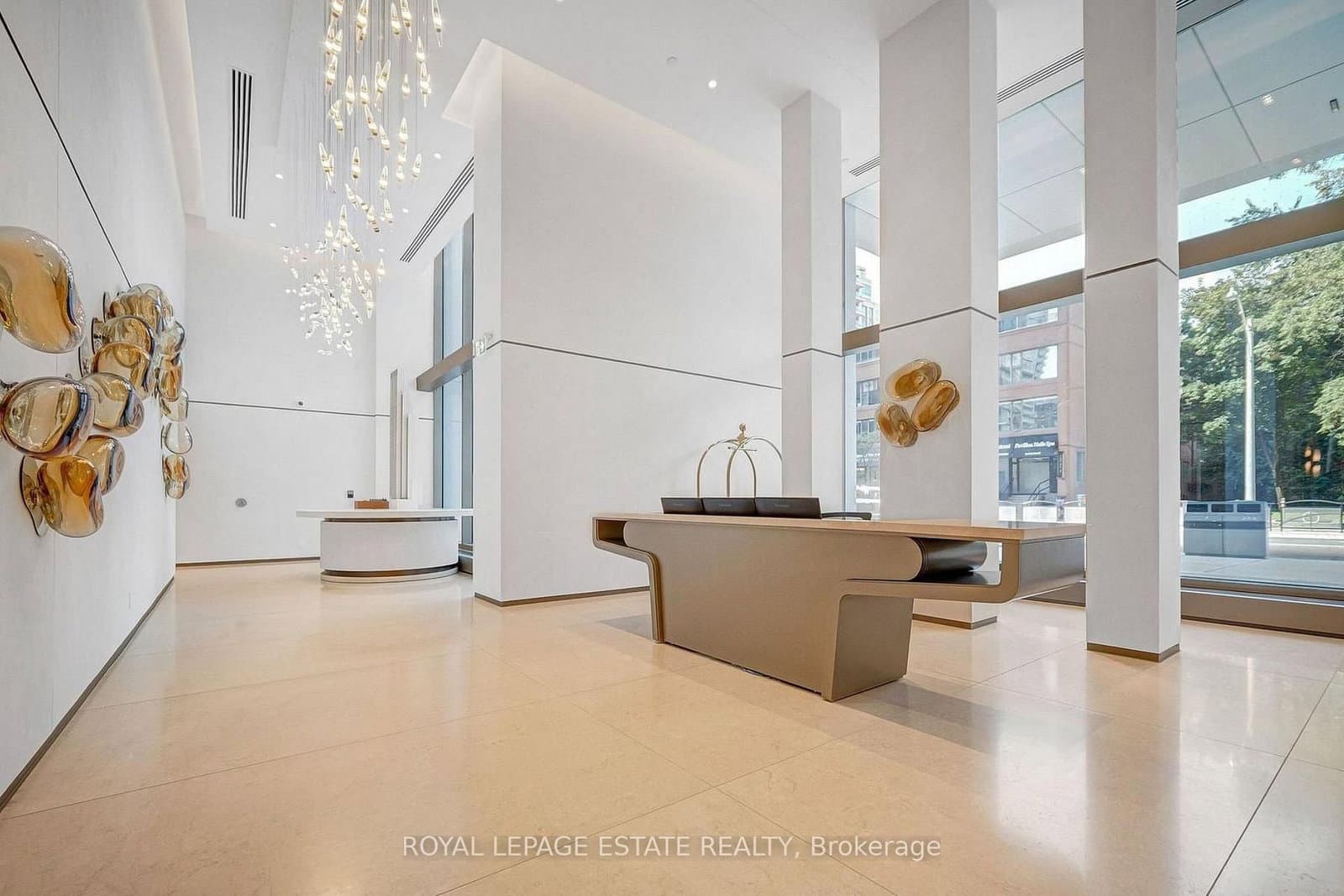 1315 Bay Street, Unit 3101 thumbnail 4