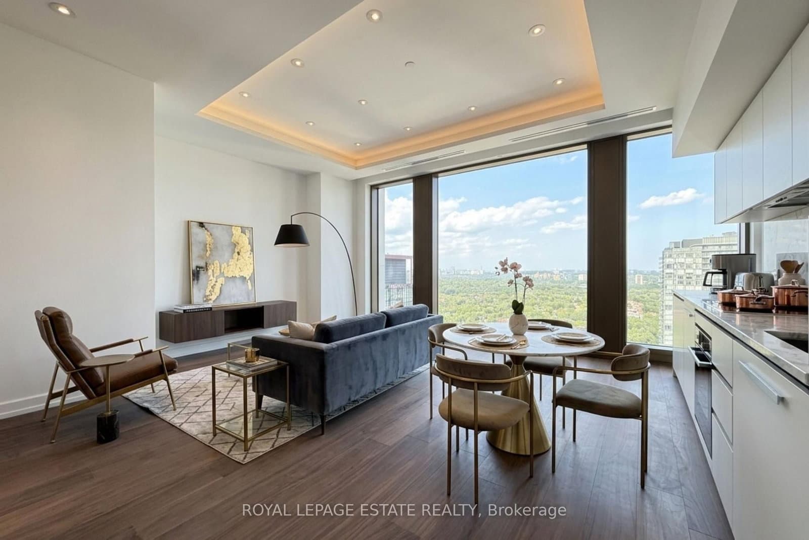 1315 Bay Street, Unit 3101 thumbnail 5