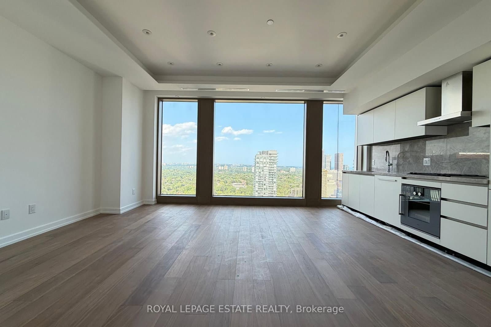 1315 Bay Street, Unit 3101 thumbnail 7