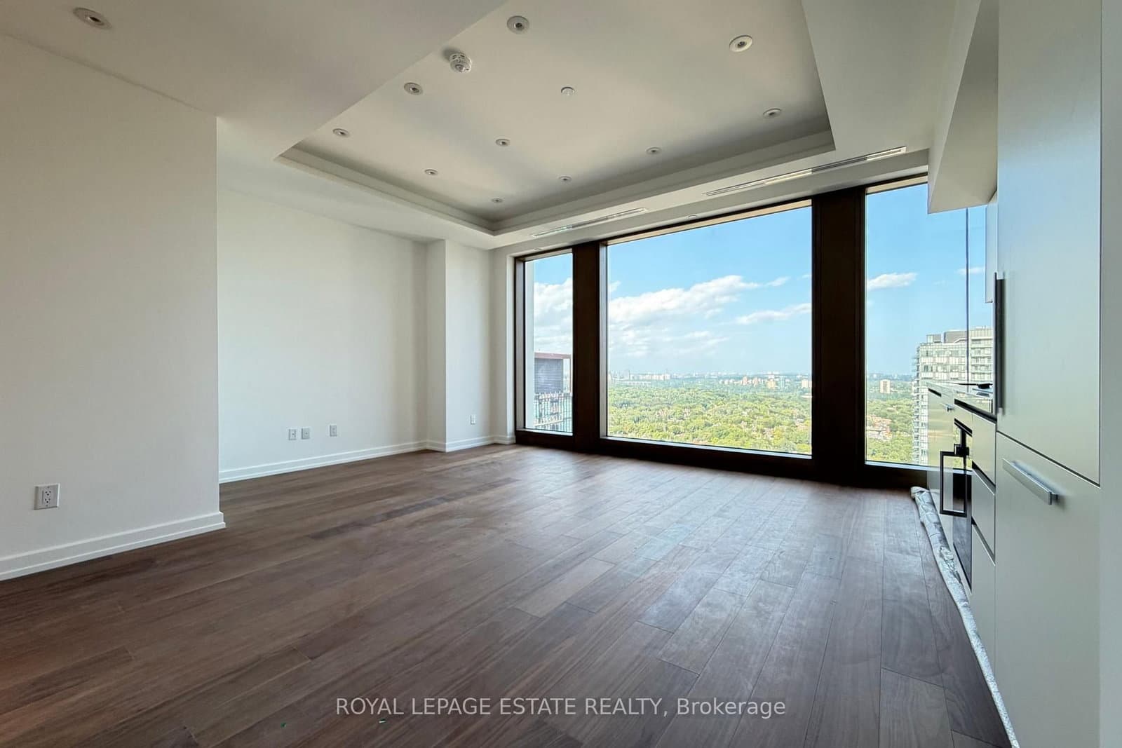 1315 Bay Street, Unit 3101 thumbnail 8