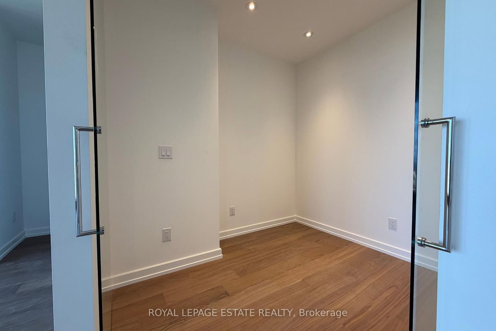 1315 Bay Street, Unit 3101 thumbnail 9