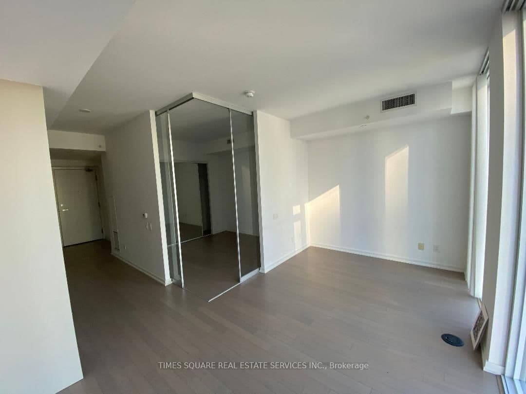 101 Peter Street, Unit 2905 thumbnail 13