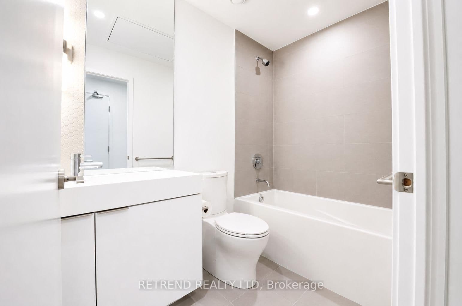 33 Helendale Avenue, Unit 2309 thumbnail 8