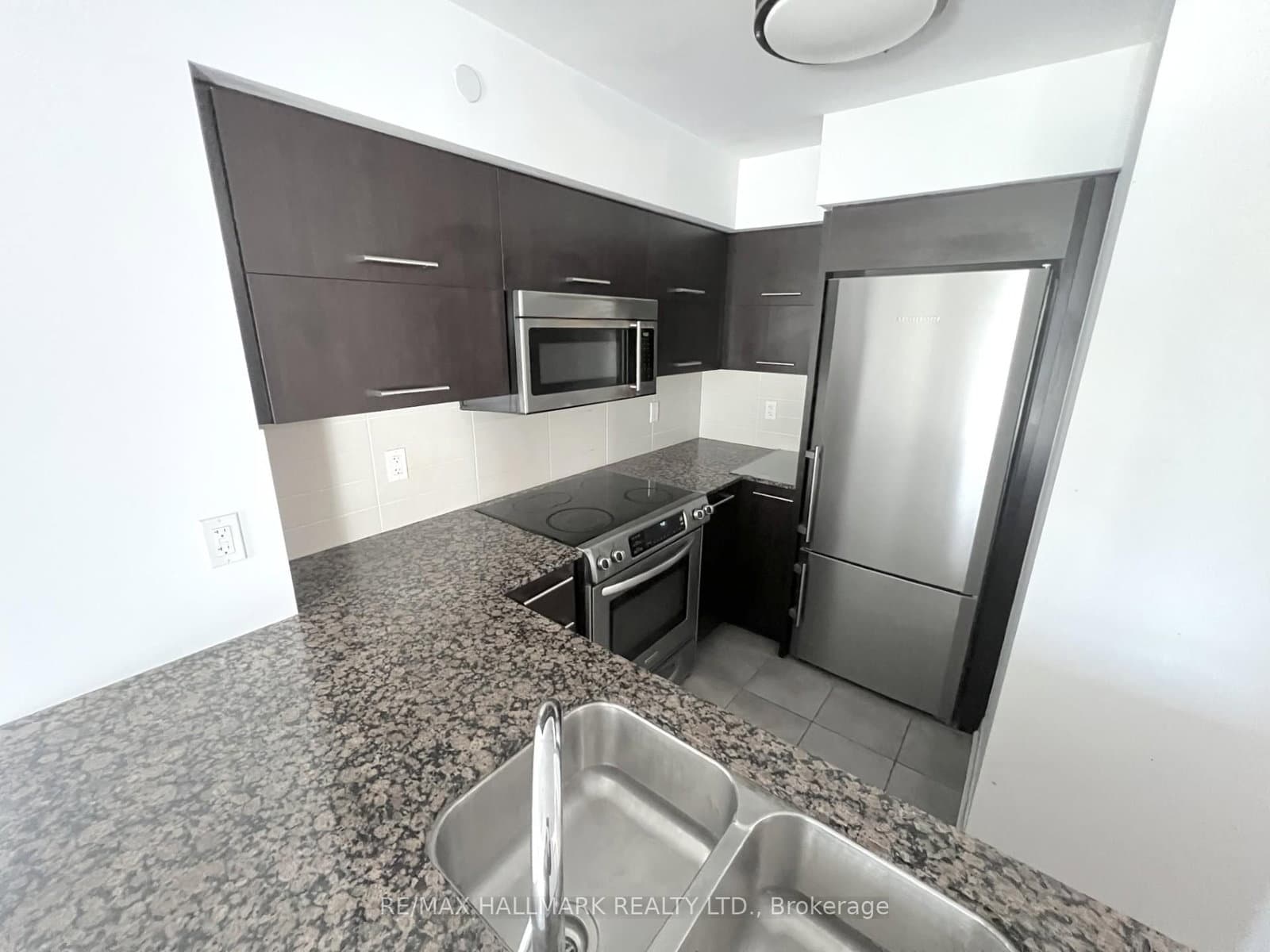5162 Yonge Street, Unit 607 thumbnail 5