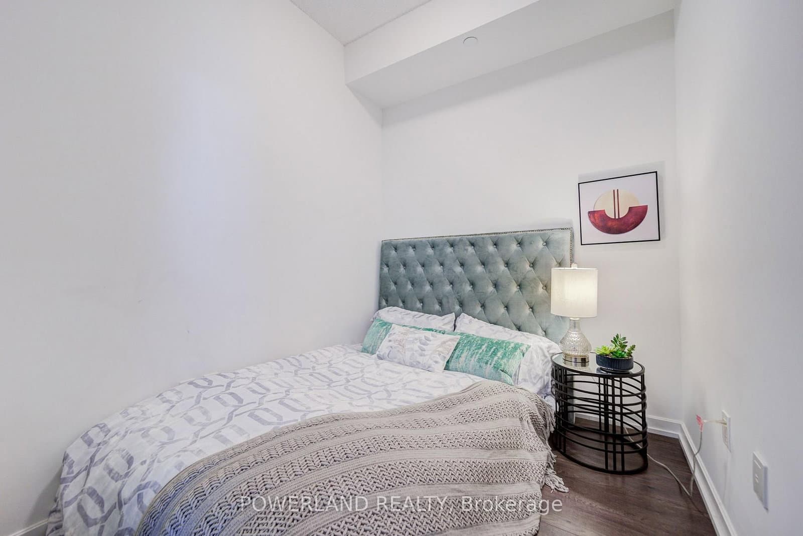52 Forest Manor Road, Unit 807 thumbnail 12