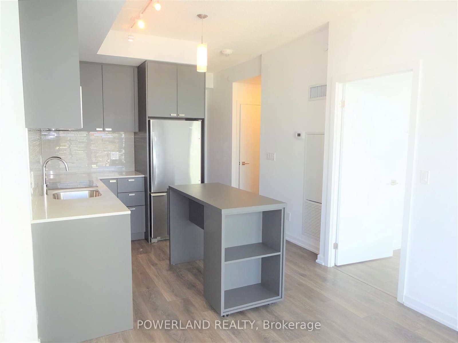 56 Forest Manor Road, Unit 2208 thumbnail 7